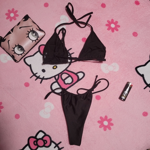 Fashion Nova Black Bikini Padded Haulter Top Spaghetti Strap Women's Size Medium - Picture 2 of 6